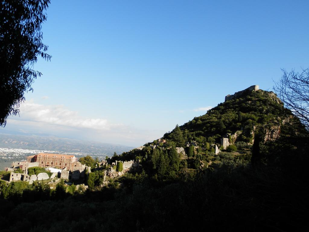 Christina Guest House Mystras Exterior photo