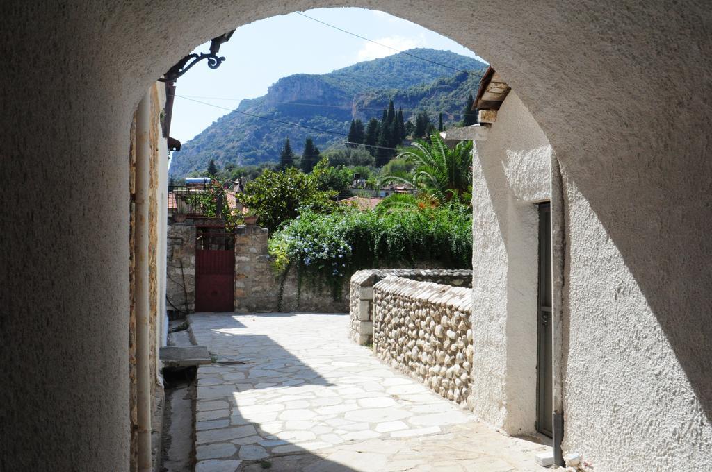 Christina Guest House Mystras Exterior photo